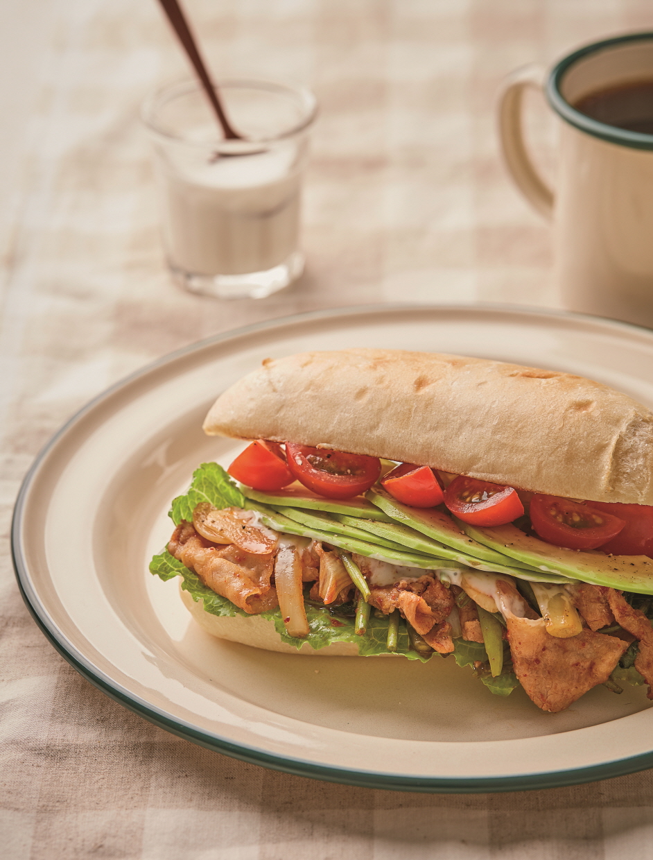 카레삼겹살 파니니