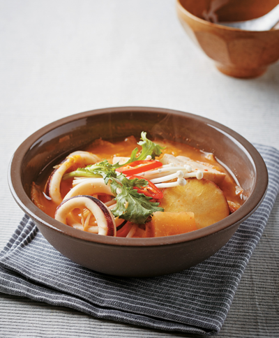 [레시피] '오징어김치찌개' 만들기